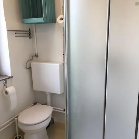 Julijana, Salara Apartmán *