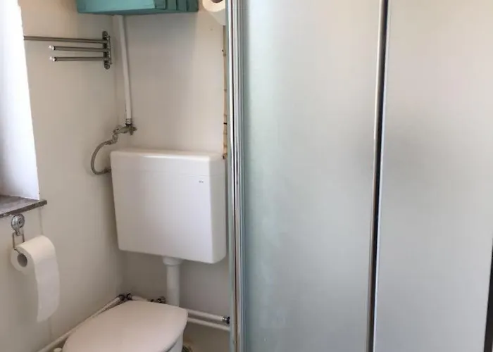 Julijana, Salara 公寓 *